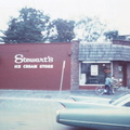 Stewart's at Delaware Ave and Groesbeck Pl