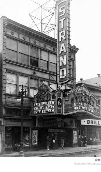 StrandTheater1945.jpg